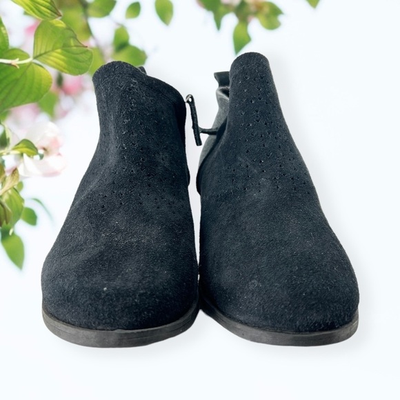 TOM'S Black & Gray Ankle Boot - Picture 8 of 11